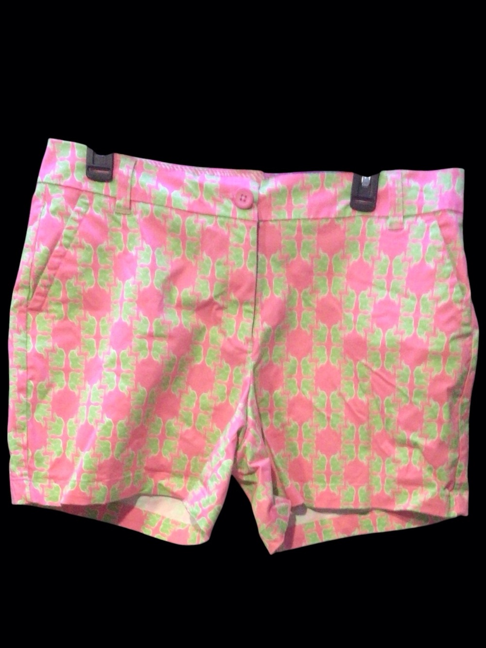 EUC.....Womens Crown & Ivy shorts . pink & lime green with elephants.